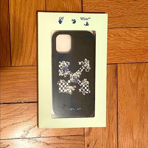 NWT Off-White Floral Arrows iPhone 12 MINI Case